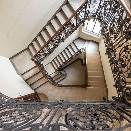 Elegante Casa Liberty Apartment Milan Bagian luar foto