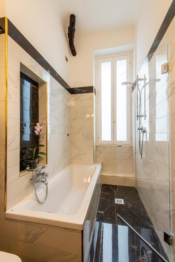 Elegante Casa Liberty Apartment Milan Bagian luar foto