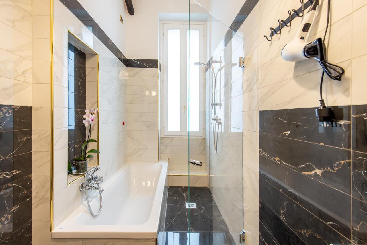 Elegante Casa Liberty Apartment Milan Bagian luar foto